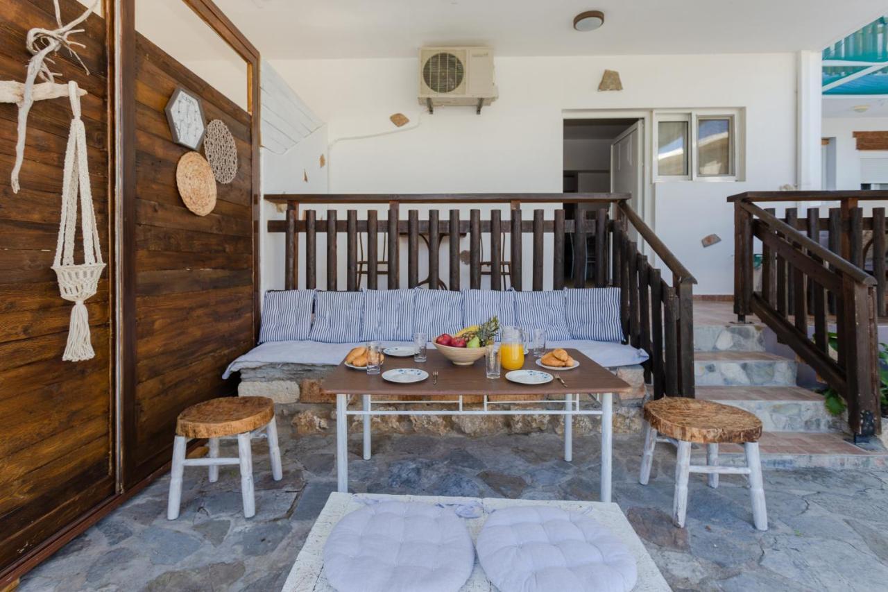 Christos Studios And Family Apartments Stegna المظهر الخارجي الصورة
