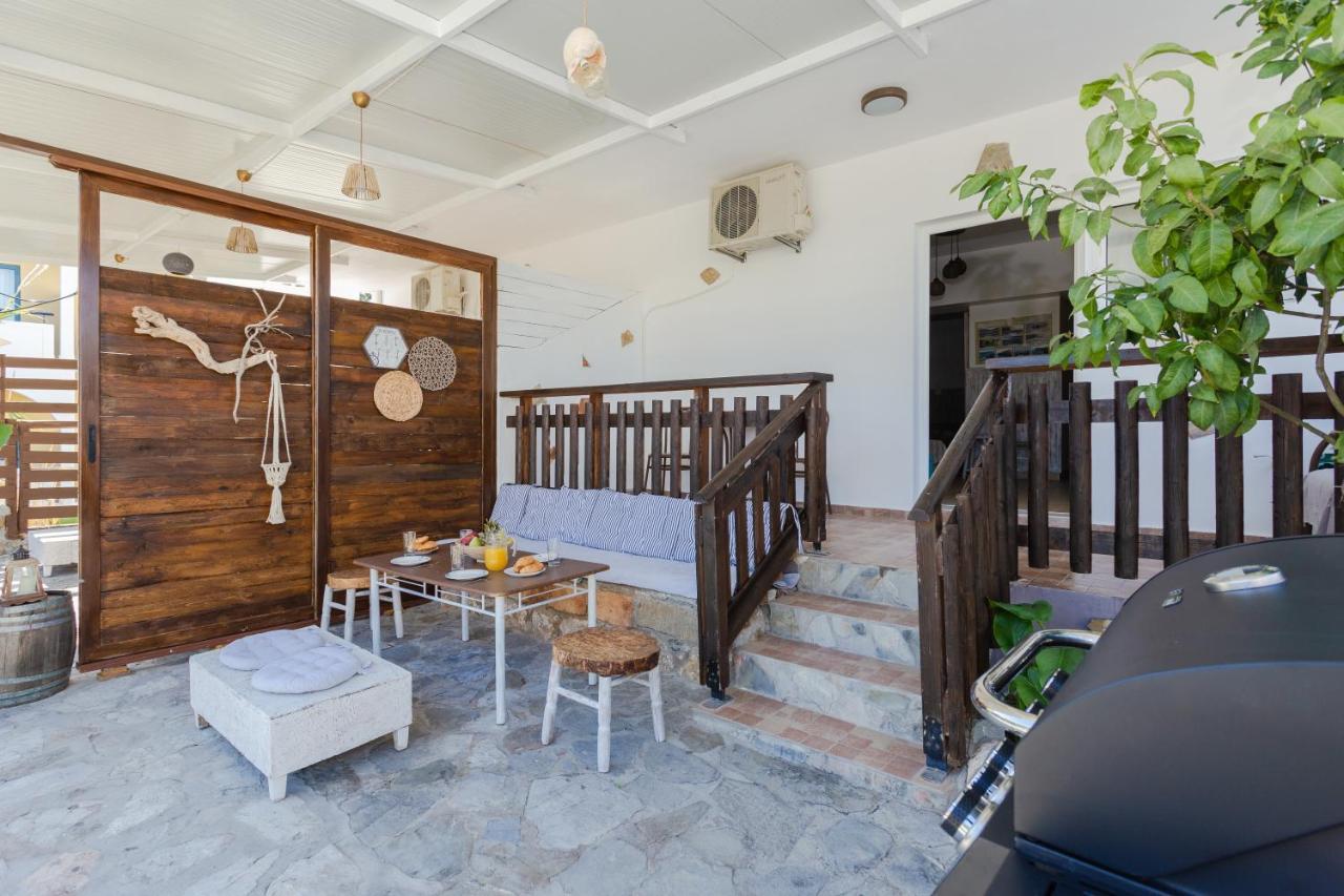 Christos Studios And Family Apartments Stegna المظهر الخارجي الصورة