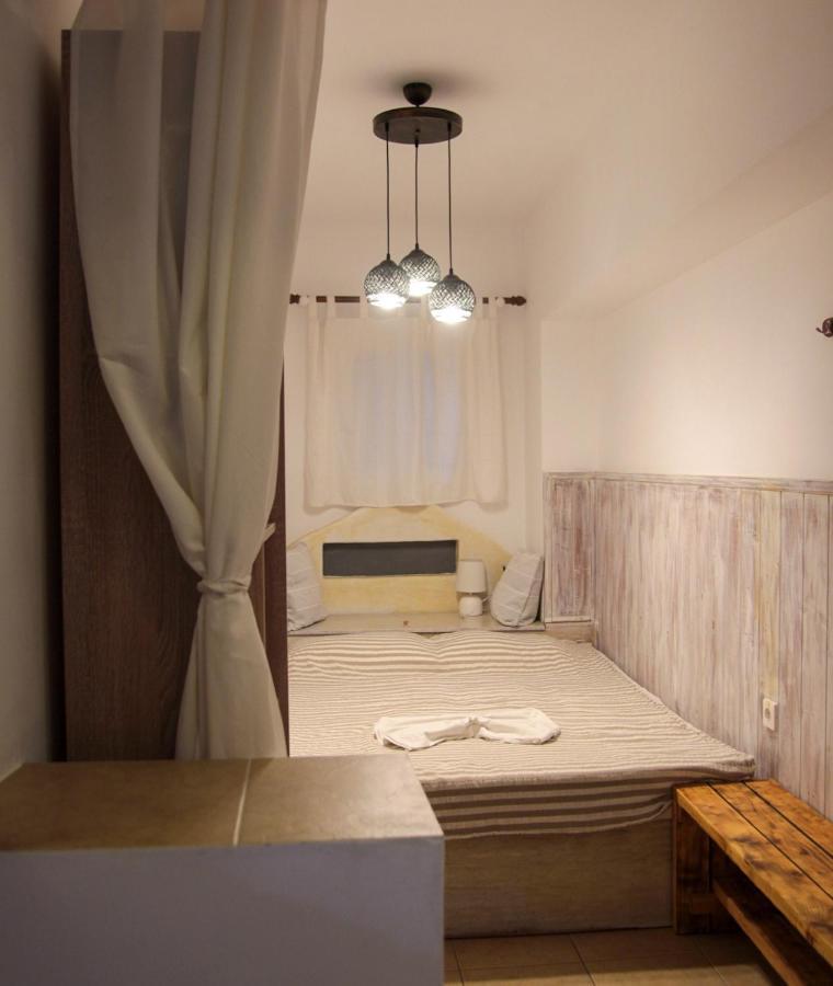 Christos Studios And Family Apartments Stegna المظهر الخارجي الصورة