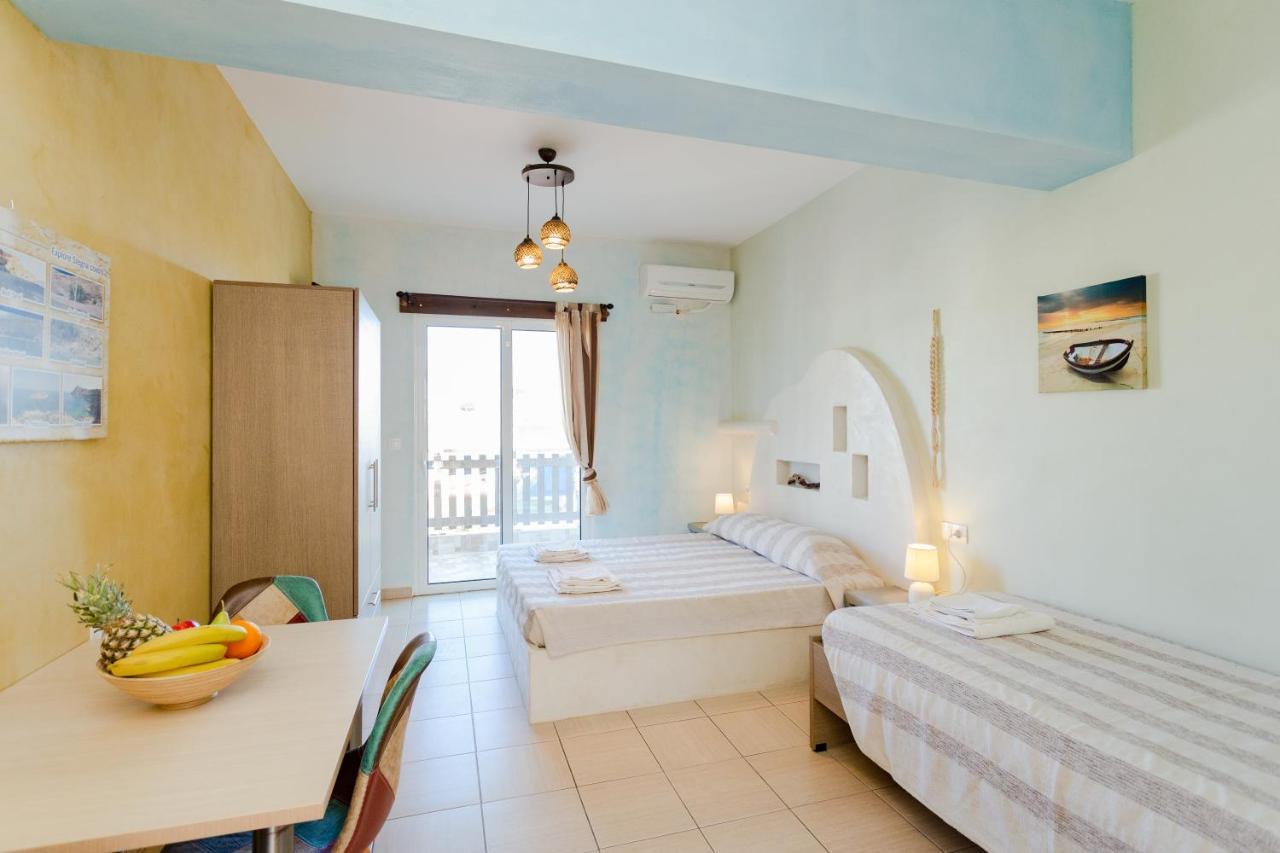 Christos Studios And Family Apartments Stegna المظهر الخارجي الصورة