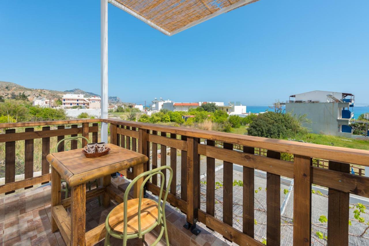 Christos Studios And Family Apartments Stegna المظهر الخارجي الصورة